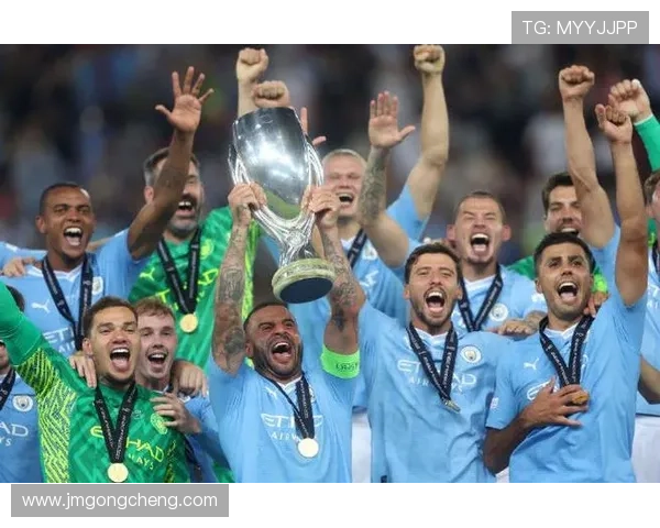 多库:我变得更加成熟冷静 曼城每位球员都渴望夺得重要奖杯 多库:我变得更加成熟冷静 曼城每位球员都渴望夺得重要奖杯