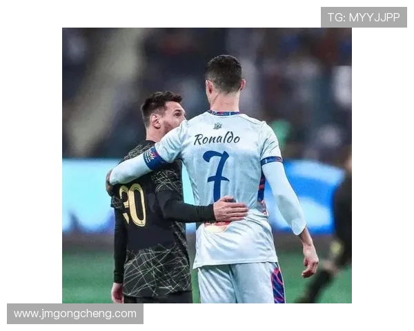 沙王冠出局后C罗社媒晒全队合照高呼团结我们携手继续前进取反弹